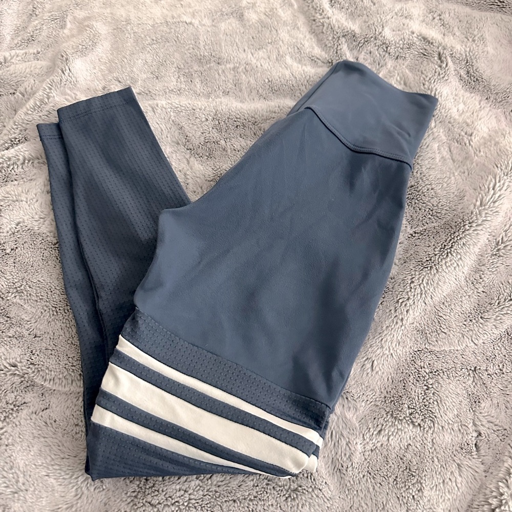 Bombshell Sportswear Thigh leggings size XS Denim Color